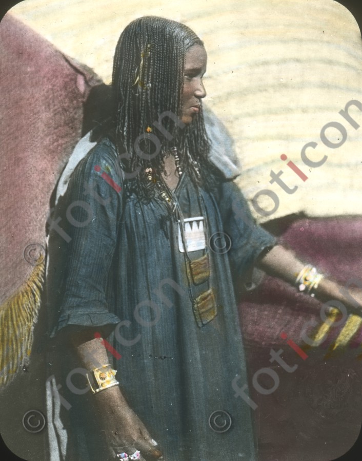 Beduinenfrau | Bedouin woman (foticon-simon-008-035.jpg)